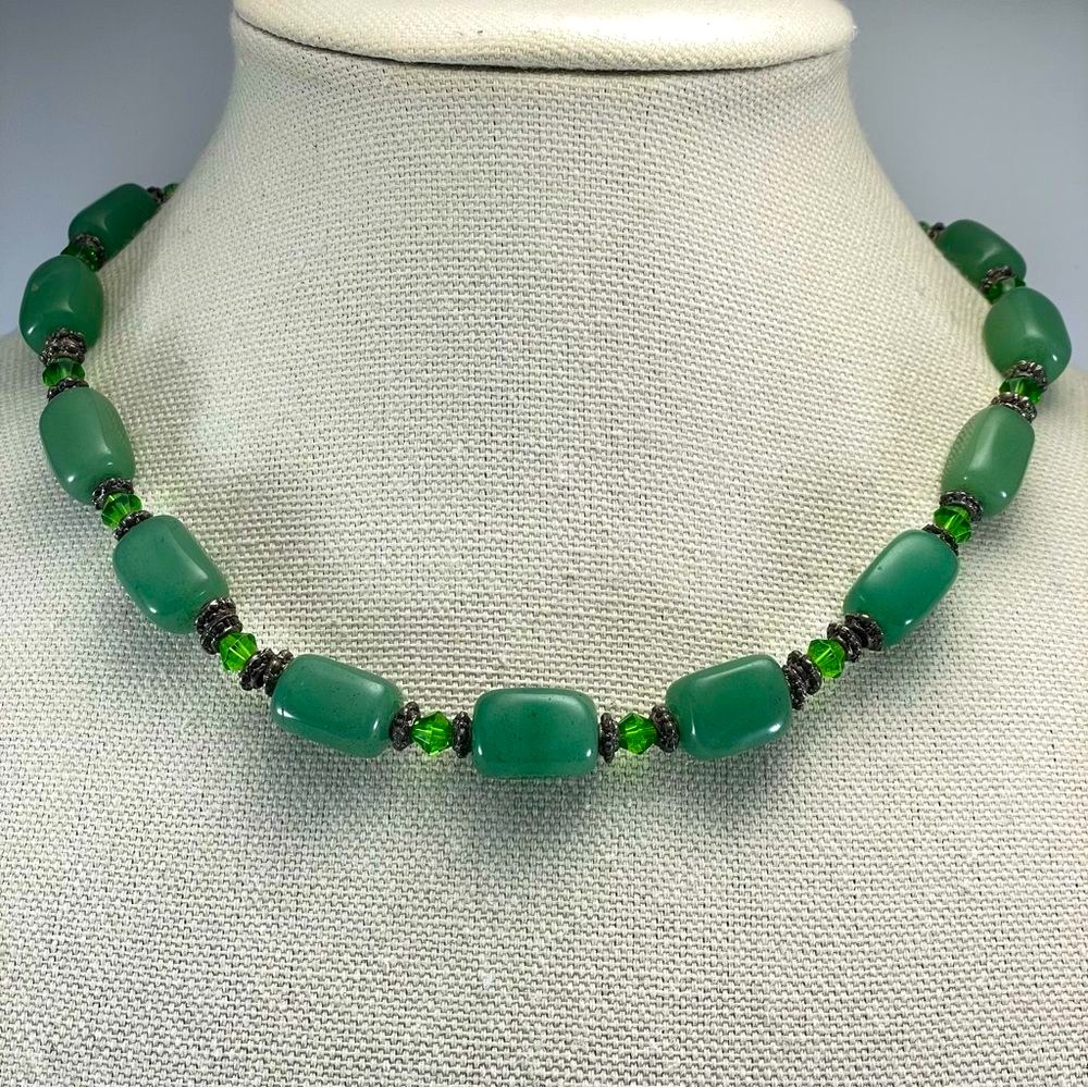 Stunning Unsigned Artisan Aventurine Green Glass Beaded Statement Necklace